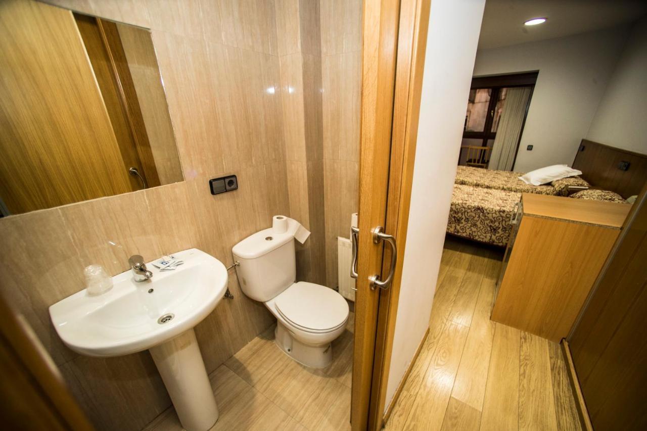 Hostal Caballeros Soria Dış mekan fotoğraf